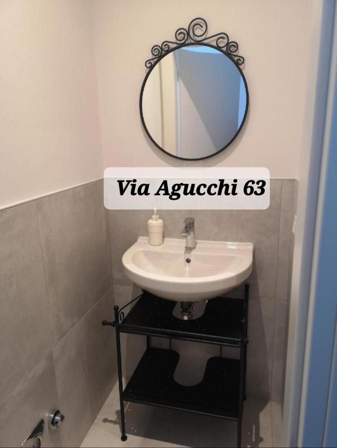 Via Agucchi & Via Emilia Apartments Bolonia Exterior foto